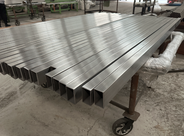 潮州新能源汽车用不锈钢方管 现货